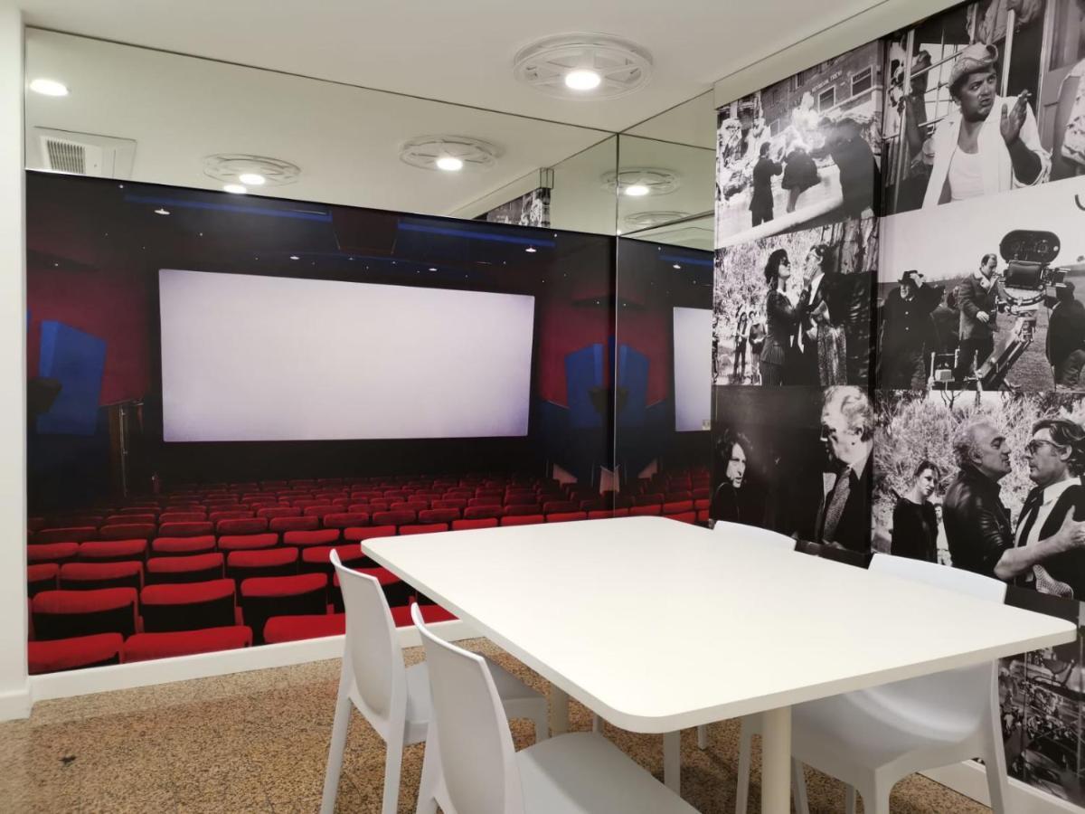 Red Carpet Rooms Bari Bagian luar foto