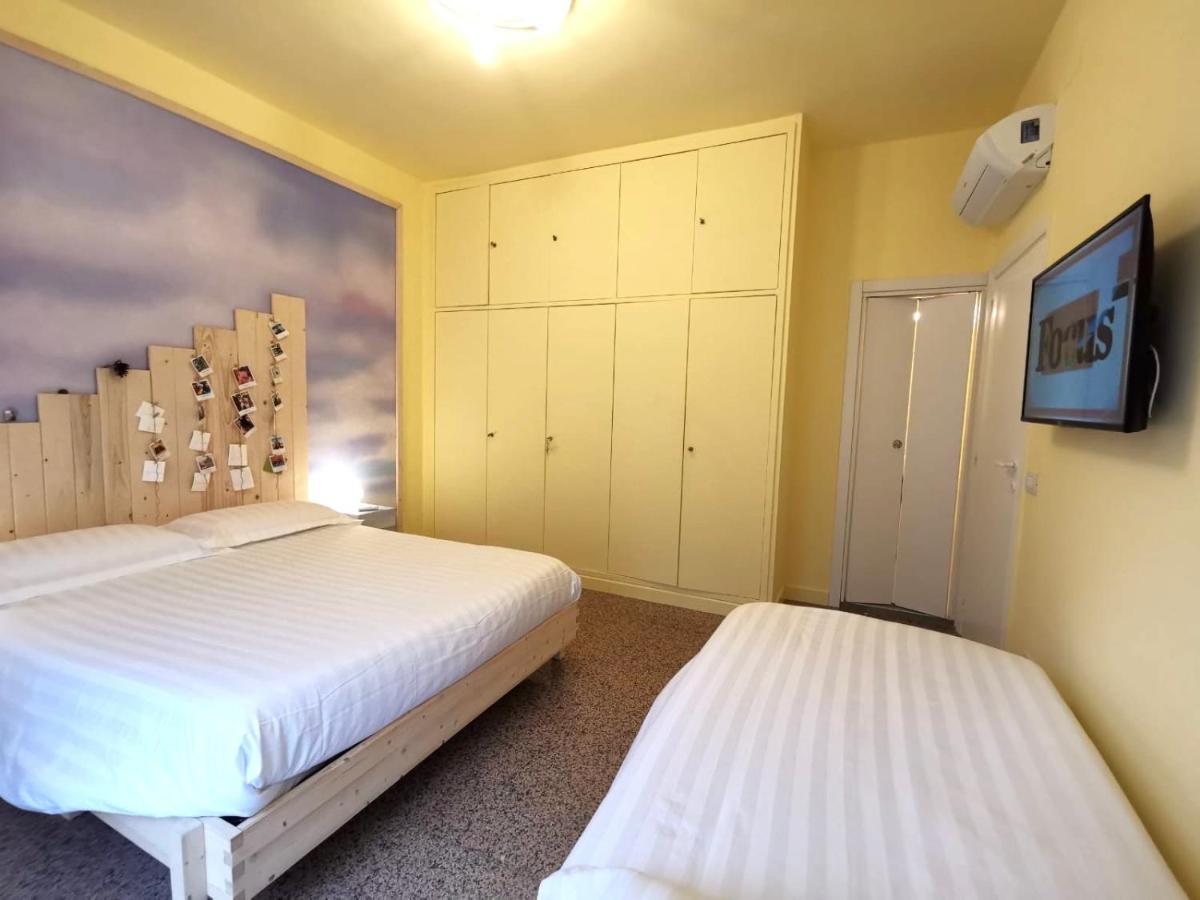 Red Carpet Rooms Bari Bagian luar foto