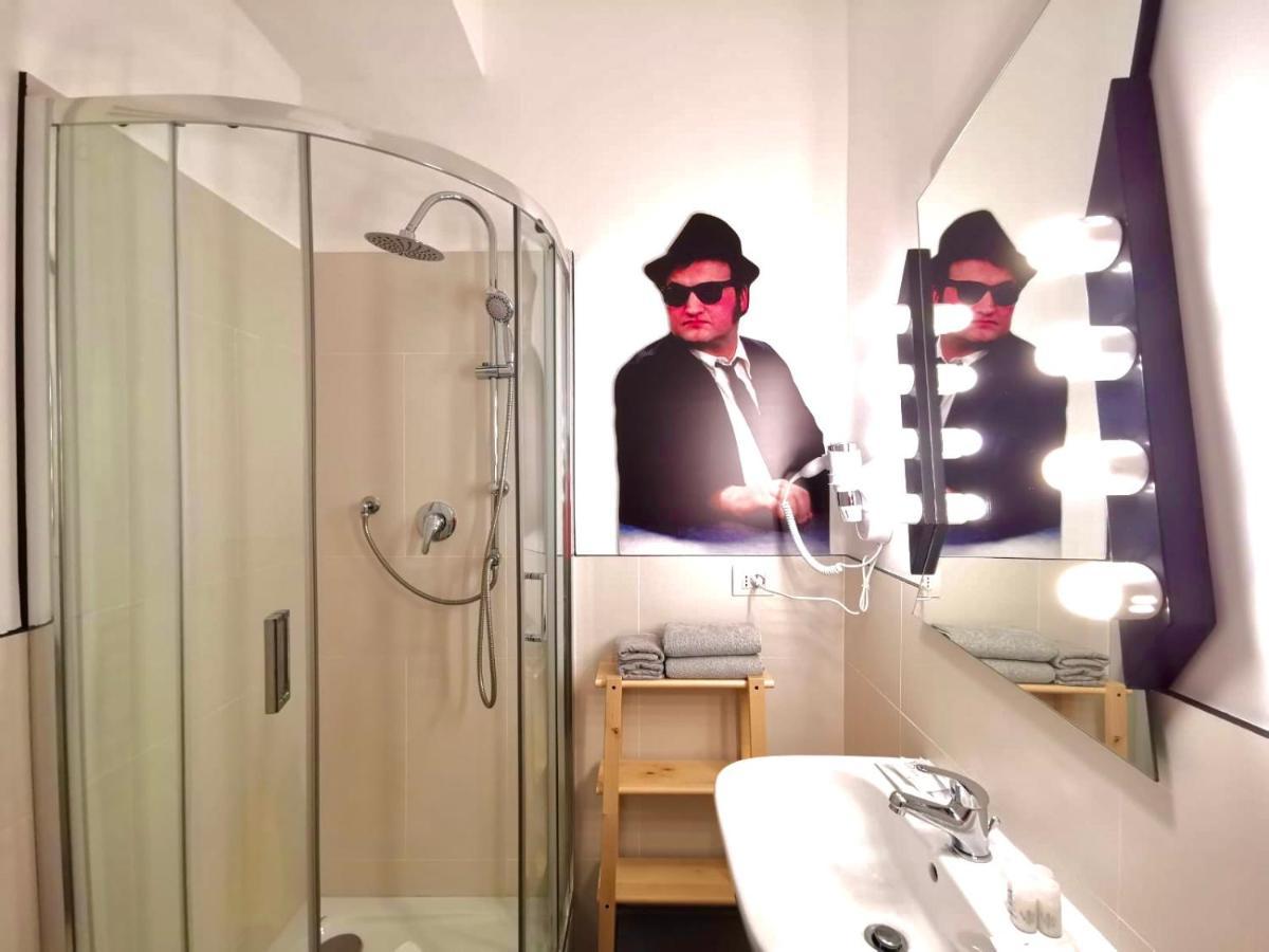 Red Carpet Rooms Bari Bagian luar foto